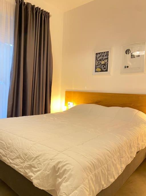 A Place 4U No10 - Garden-Level Getaway 2 Bedroom 2 Bathroom Apartment With Yard Atene Esterno foto